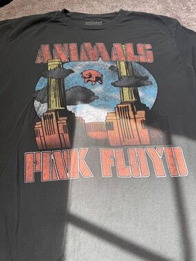 Pink Floyd 'Animals' Graphic Short Sleeve Tee - Black